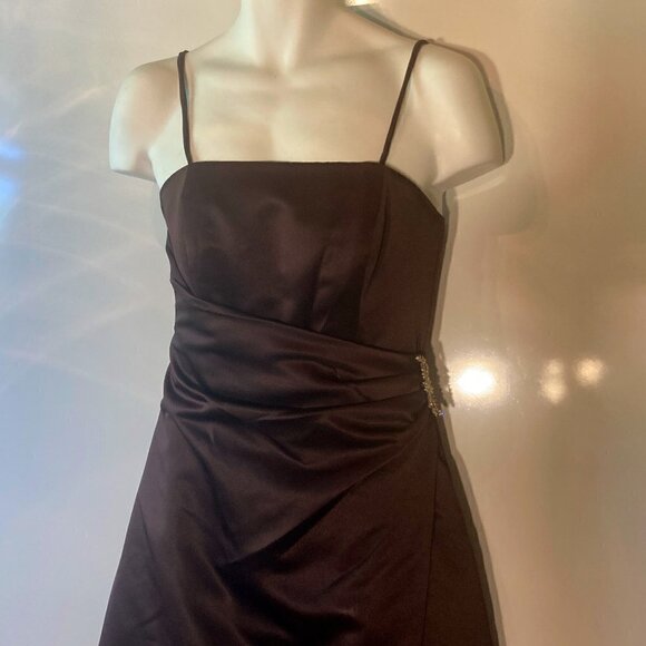 David's Bridal SZ 8 truffle satin strapless formal flare gown bridal formal prom - Picture 5 of 13